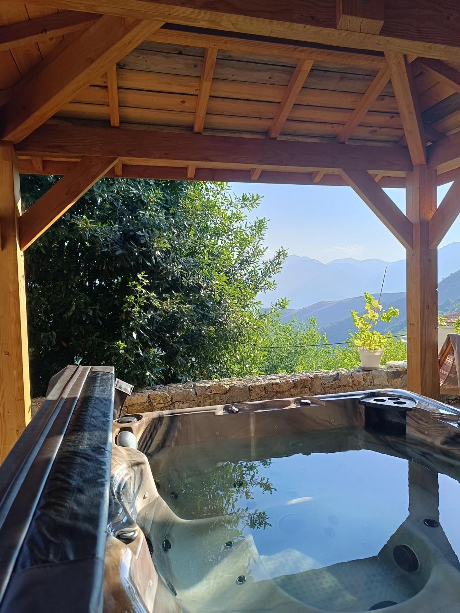 Parfumu Di Celu Hotel Santa-Lucia-di-Mercurio Buitenkant foto